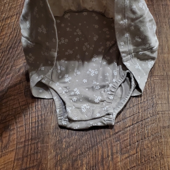 Carters Baby Girl Cotton Casual Dress Taupe Neutral Floral Bodysuit Preppy 3M - Picture 3 of 7